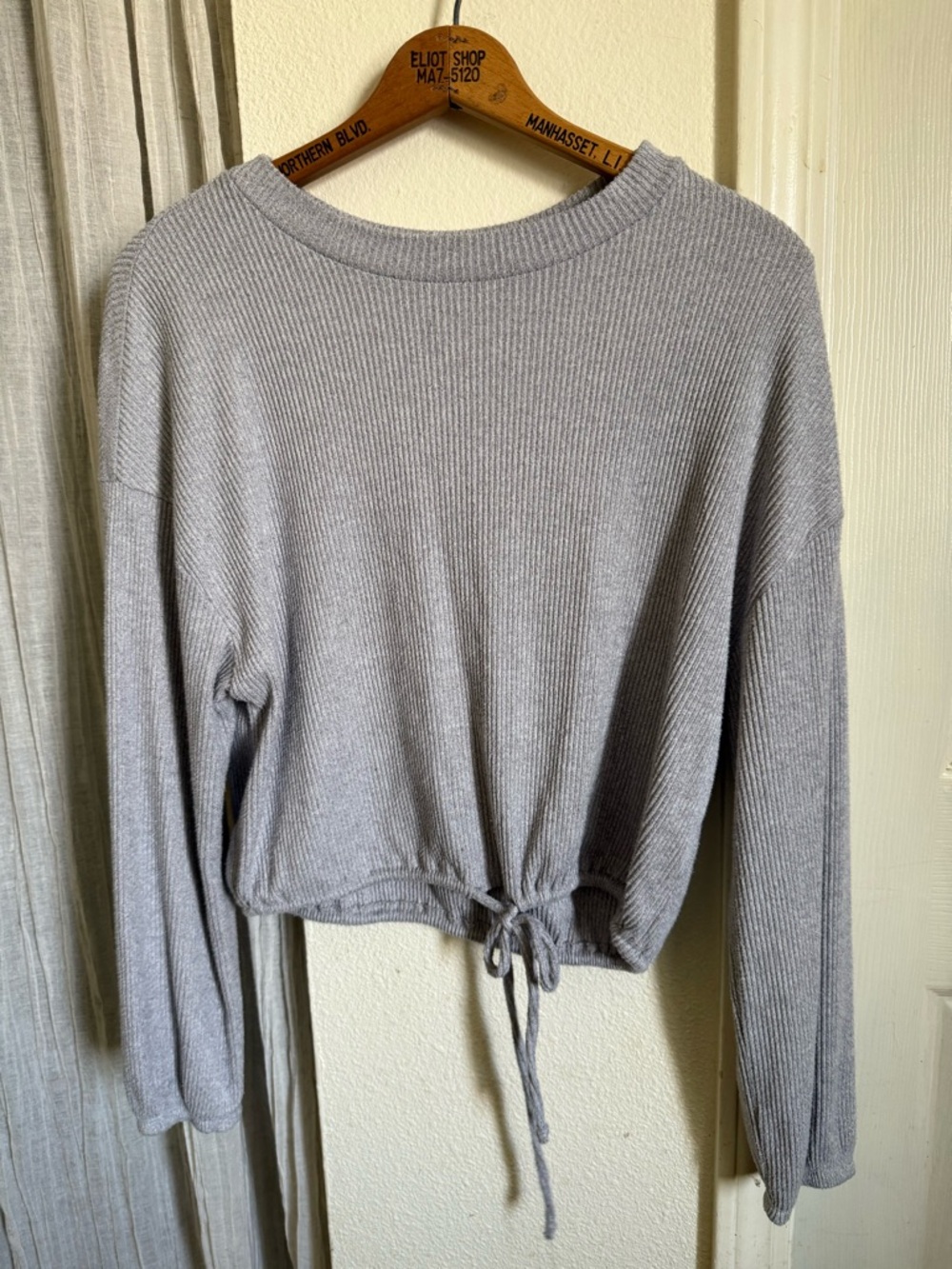 Hollister Light Gray Ribbed Knit Long Sleeve Top